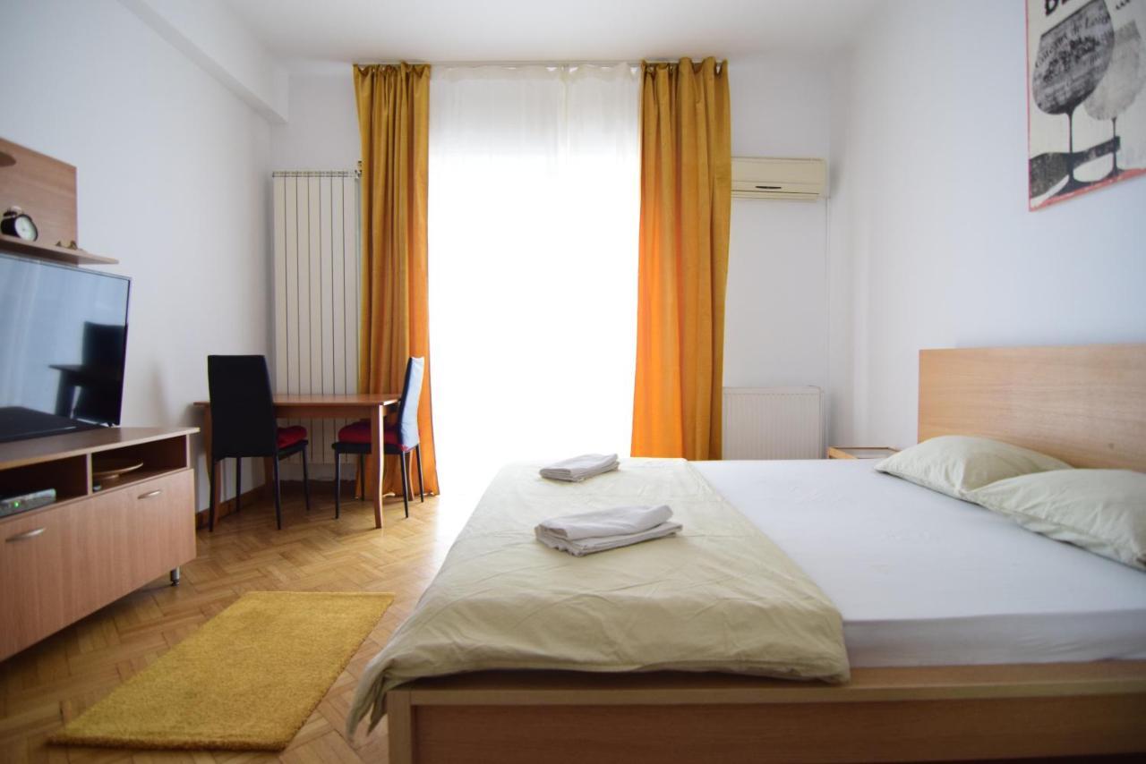 Resedinta Lui Calin - Calea Victoriei Near Royal Palace דירה *
